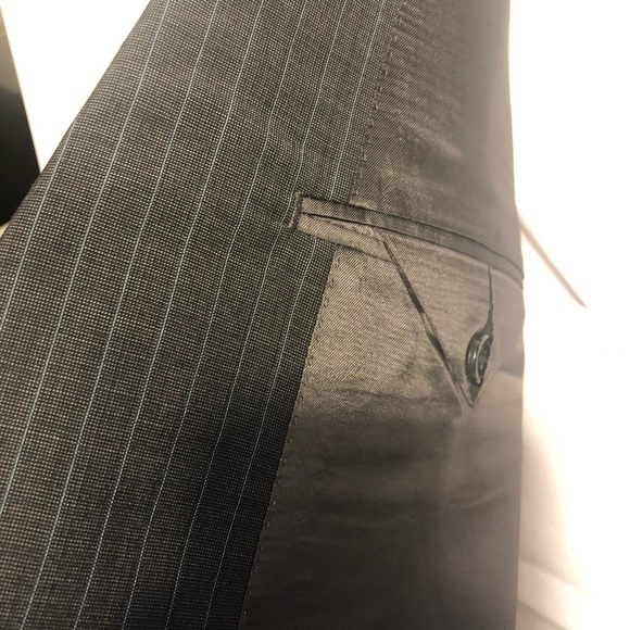 Michael Kors 2 piece suit 2 button Charcoal gray - Picture 5 of 8